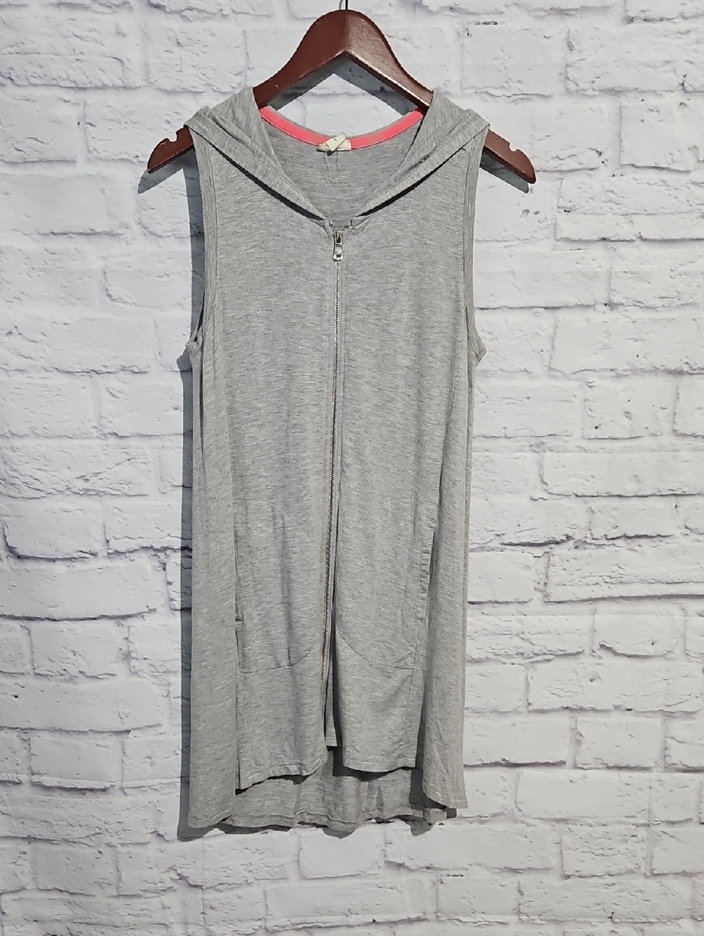 Dakini Gray Sleeveless Hooded Long Zip Dress with Pink Trim